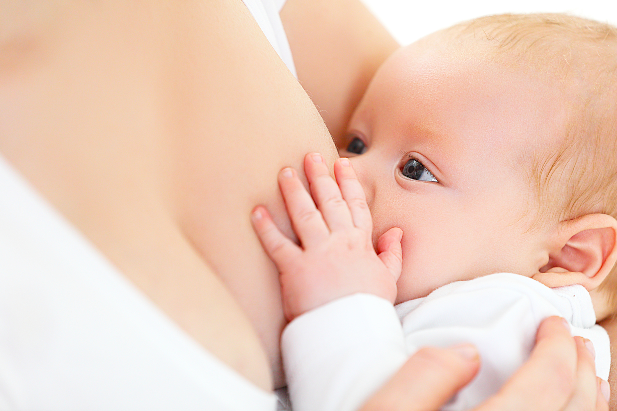Breastfeeding-only linked to less severe eczema