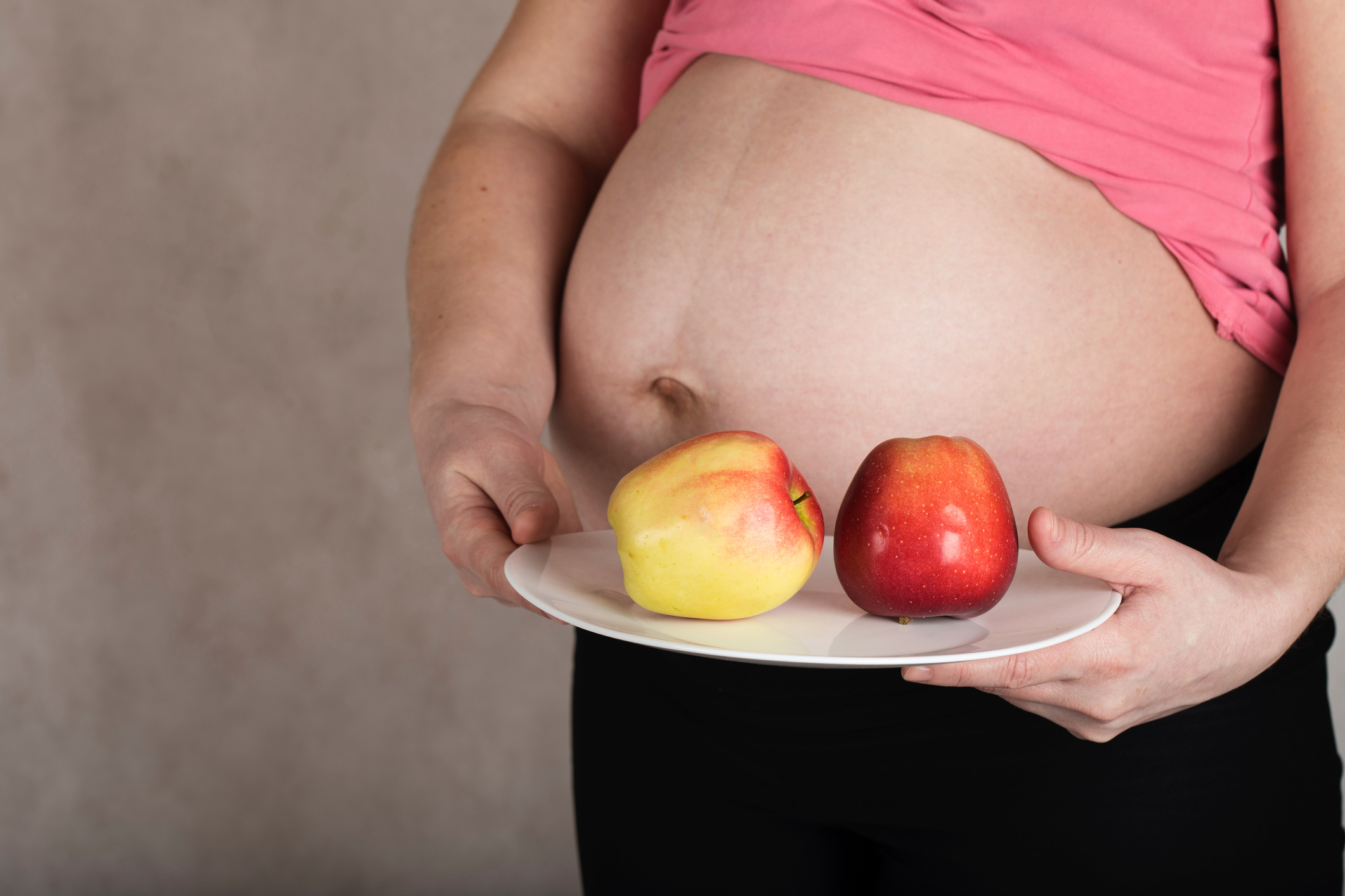 Pregnancy, diet, fruit
